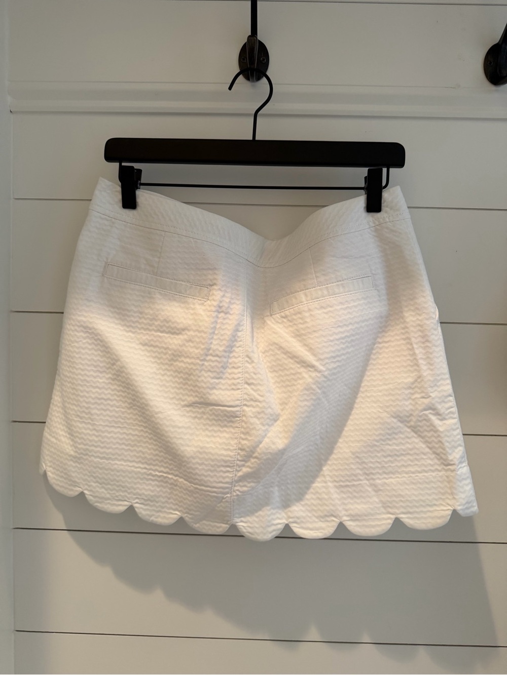 Lilly Pulitzer White Scalloped Hem Mini Skirt - Picture 4 of 5